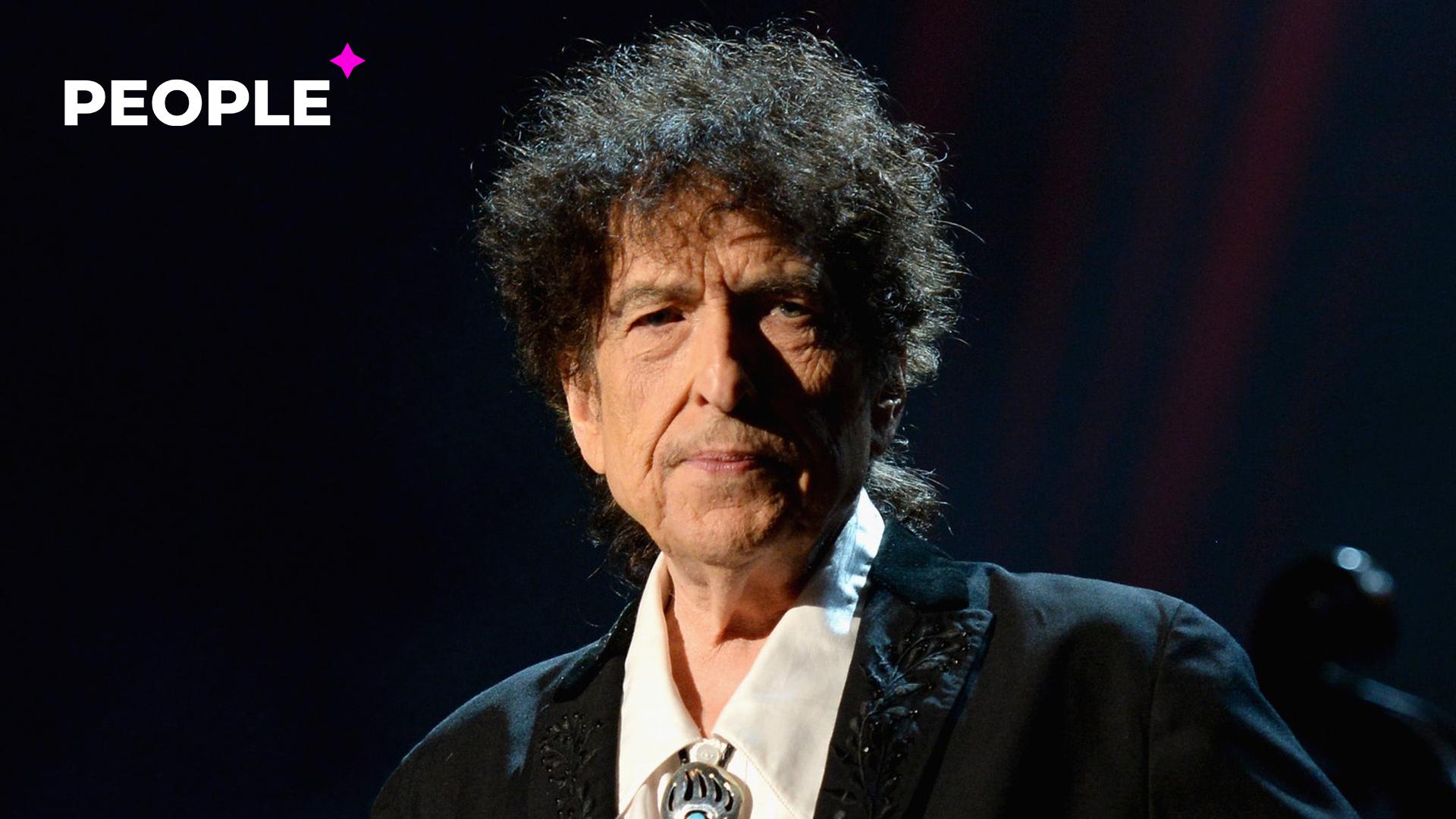 80-летнего рокера Боба Дилана обвинили в изнасиловании 12-летней девочки