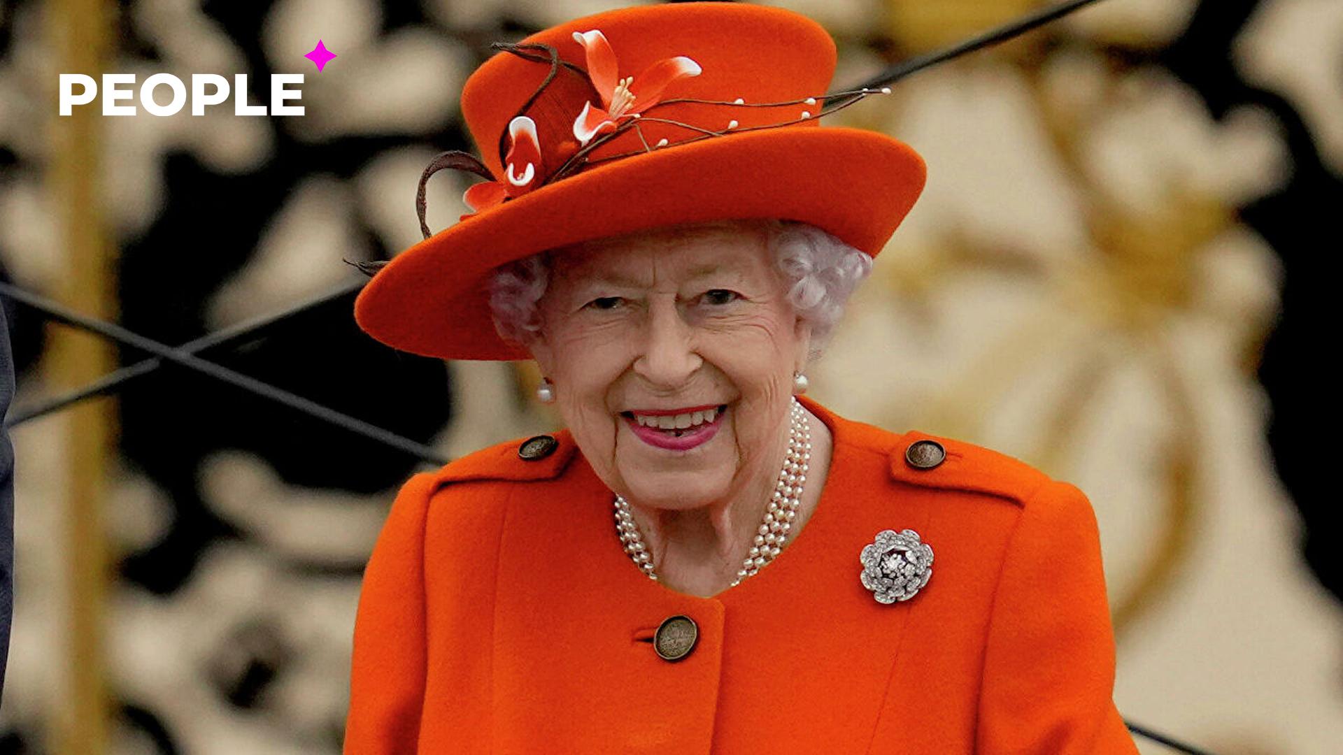 У Королевы Елизаветы II отказывают ноги — видео