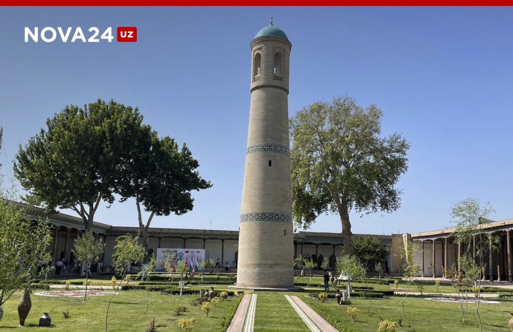 Красоты Ферганской области: дворец Худоярхана, мечеть Джами и лавандовые поля — фото