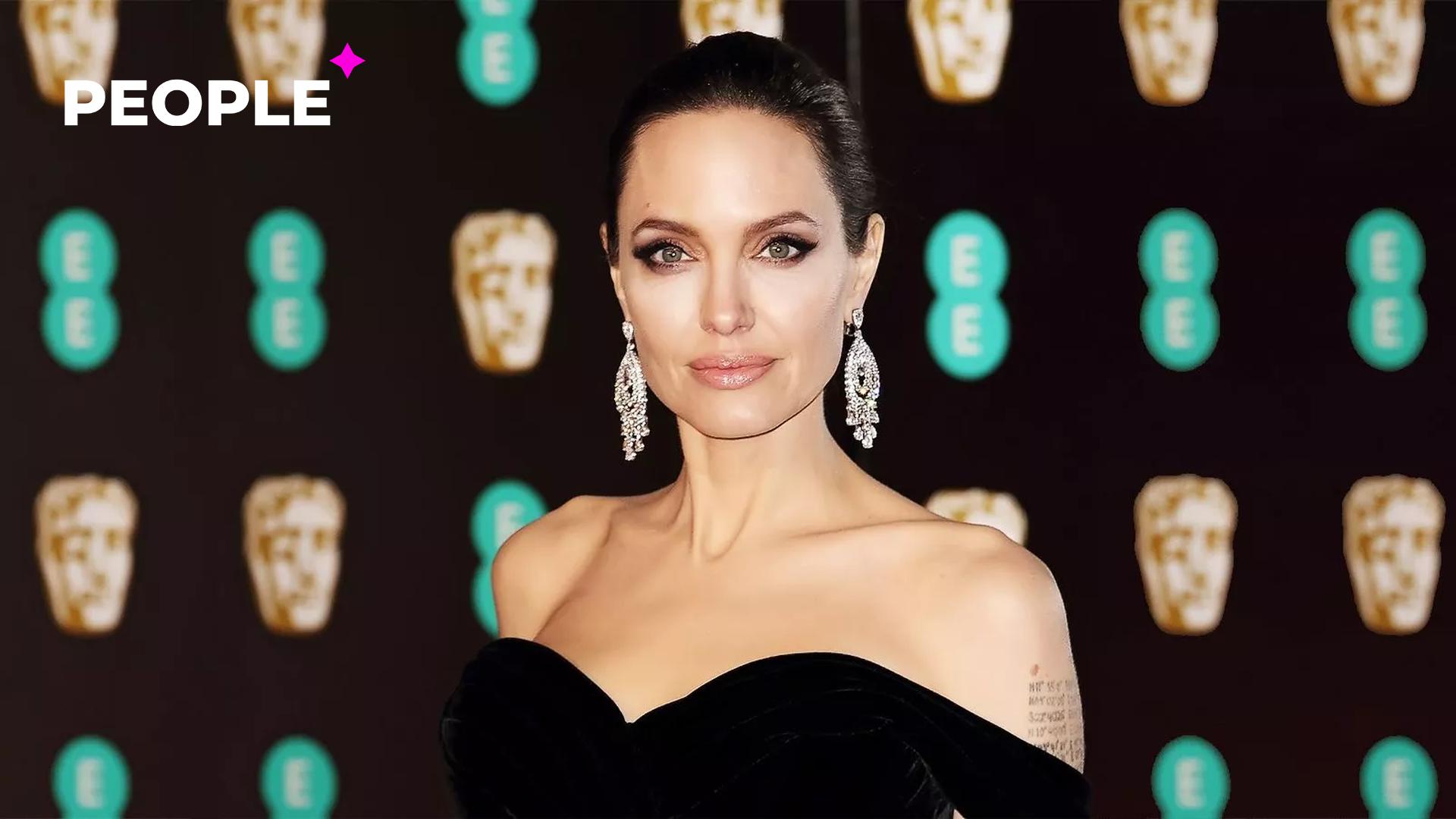 Анджелина Джоли подала в суд на ФБР из-за скандала с Брэдом Питтом